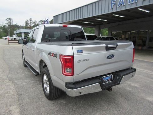 Used 2017 Ford F150 XLT w/ Equipment Group 302A Luxury AWD/4WD image 3