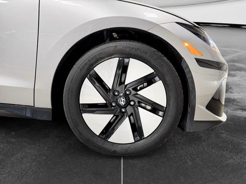 Used 2024 Hyundai Ioniq 6 SE AWD/4WD image 36