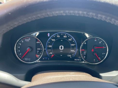 Used 2020 GMC Acadia SLT w/ Driver Alert Package II FWD image 9