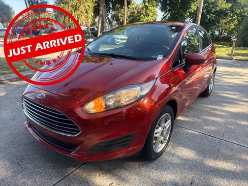Used 2018 Ford Fiesta SE FWD image 1