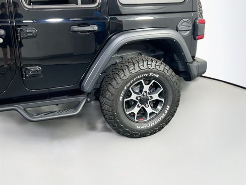 Used 2023 Jeep Wrangler Unlimited Rubicon w/ LED Lighting Group AWD/4WD image 29