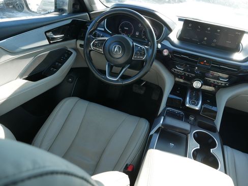 Used 2023 Acura MDX SH-AWD w/ Technology Package image 9