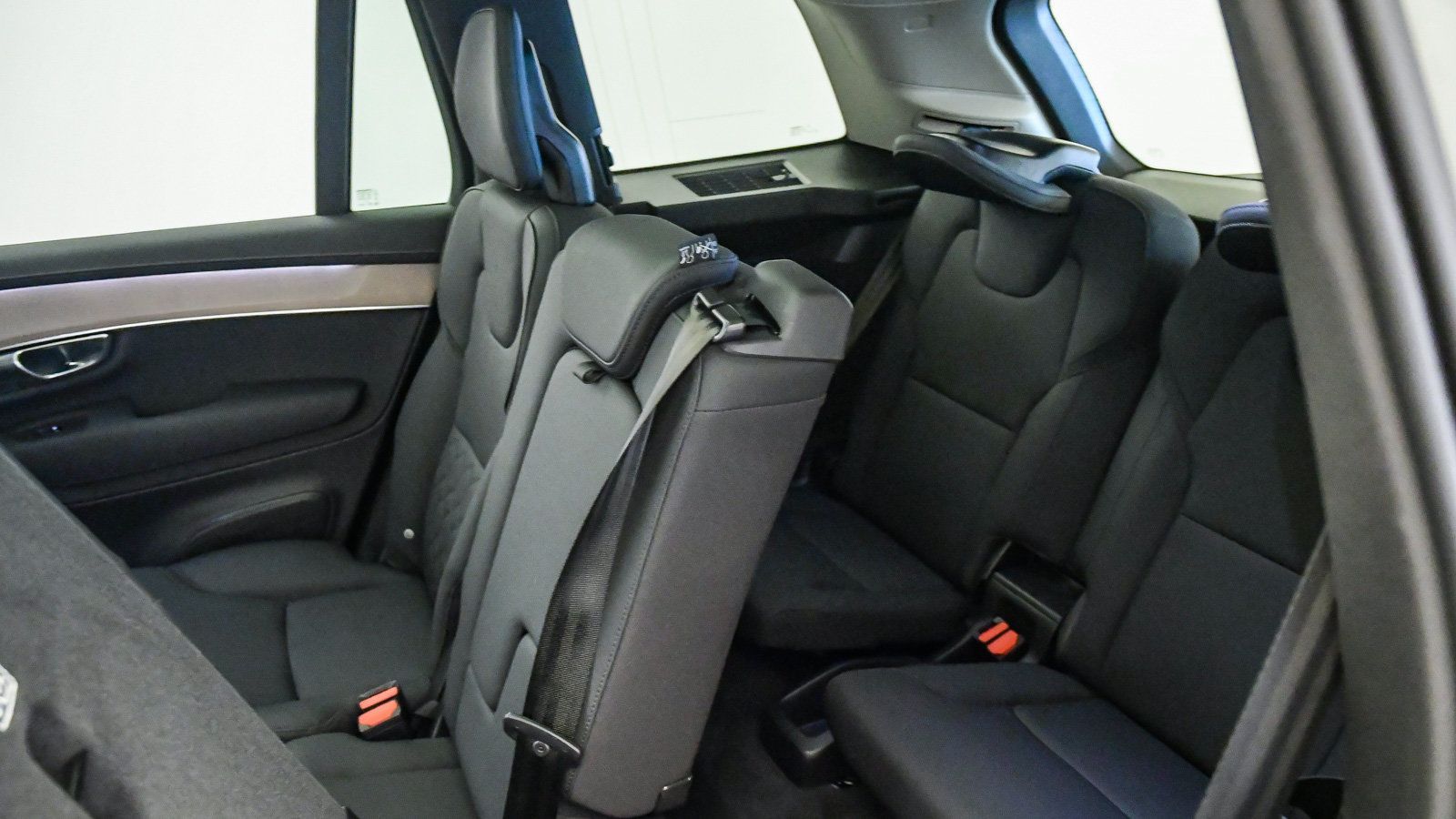Certified 2026 Volvo XC90 B6 Plus AWD/4WD image 21