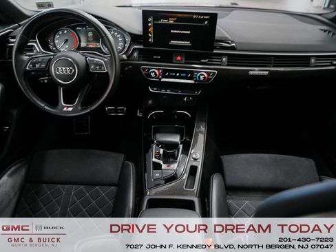 Used 2022 Audi S5 Premium image 35