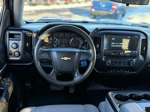 Used 2018 Chevrolet Silverado 1500 Custom image 6