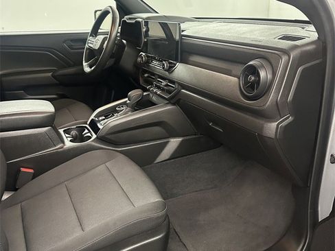 Used 2023 Chevrolet Colorado Trail Boss image 37