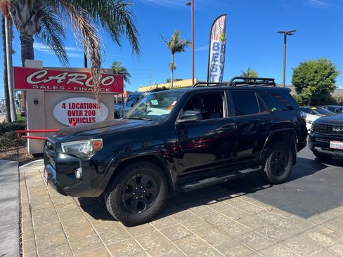 Used 2014 Toyota 4Runner SR5 RWD image 5