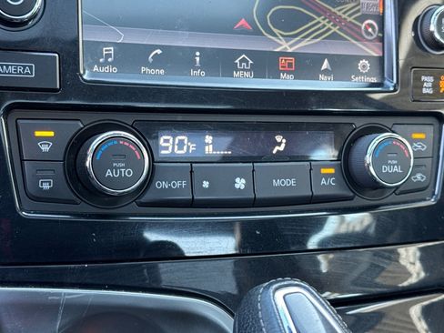 Used 2018 Nissan Maxima 3.5 SL image 18