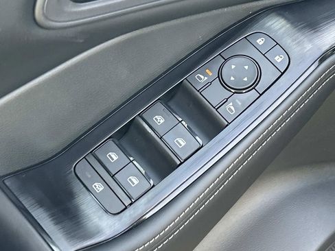 New 2026 Nissan Rogue SV FWD image 18