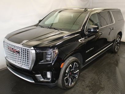 Used 2022 GMC Yukon XL Denali w/ Denali Premium Package