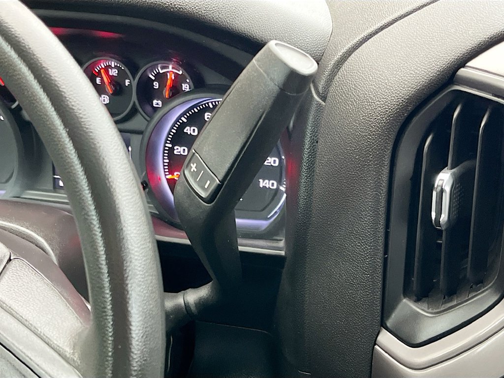 Used 2023 Chevrolet Silverado 1500 Custom Trail Boss w/ LPO, Dark Essentials Package AWD/4WD image 16