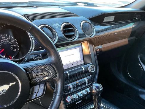 Used 2017 Ford Mustang GT Premium image 6