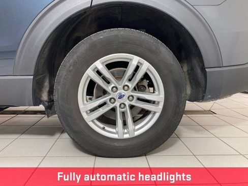 Used 2023 Ford Explorer XLT w/ Equipment Group 202A AWD/4WD image 24