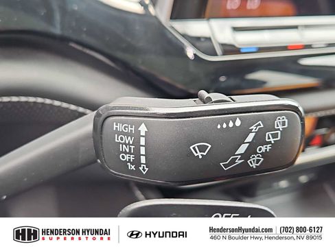 Used 2024 Volkswagen Atlas SE FWD image 25
