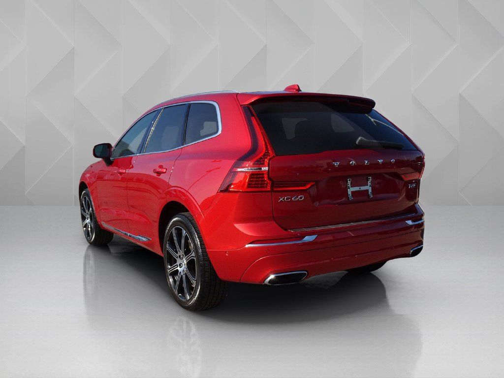 Used 2019 Volvo XC60 T6 Inscription w/ Protection Package Premier AWD/4WD image 3