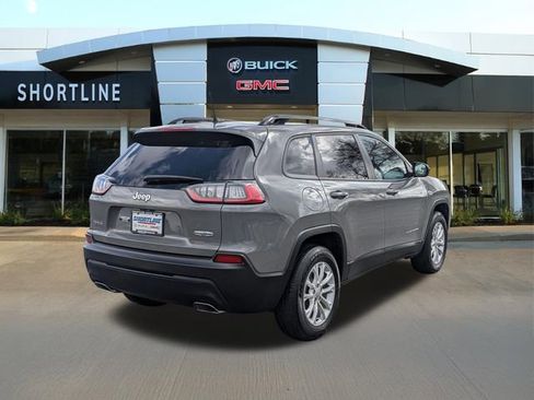 Used 2022 Jeep Cherokee Latitude Lux w/ Sun & Sound Group image 3