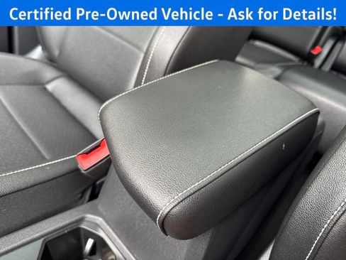 Certified 2021 Volkswagen Tiguan SE w/ Panoramic Sunroof Package AWD/4WD image 16