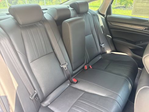 Used 2020 Honda Accord Touring image 33