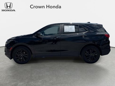 Used 2023 Chevrolet Equinox LS w/ LS Convenience Package FWD image 2