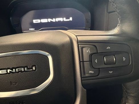Used 2022 GMC Yukon Denali AWD/4WD image 42