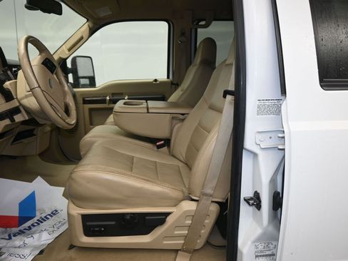Used 2008 Ford F450 XLT image 14