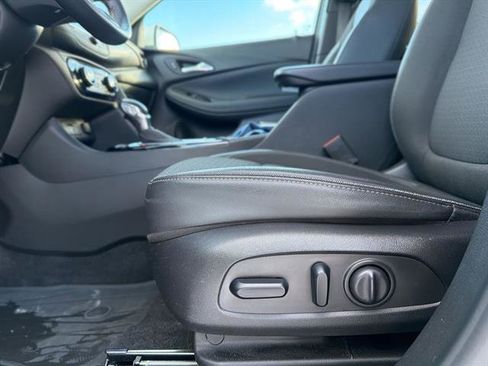 Used 2020 Buick Encore GX Select w/ Advanced Technology Package image 37