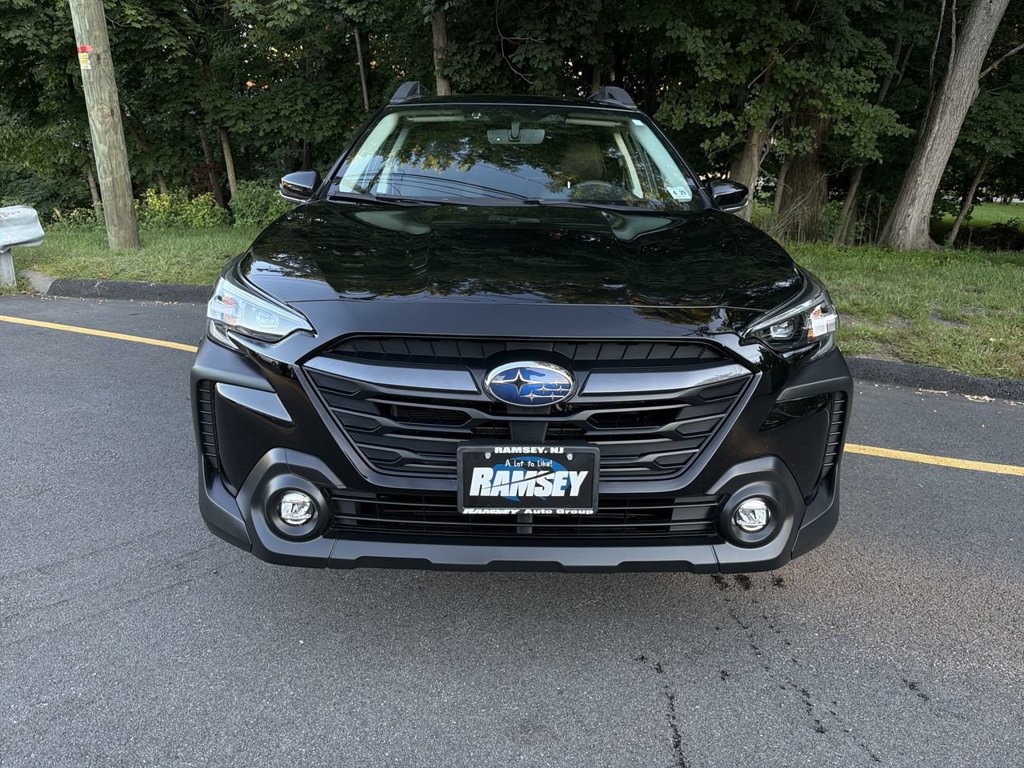Certified 2024 Subaru Outback Premium AWD/4WD image 3