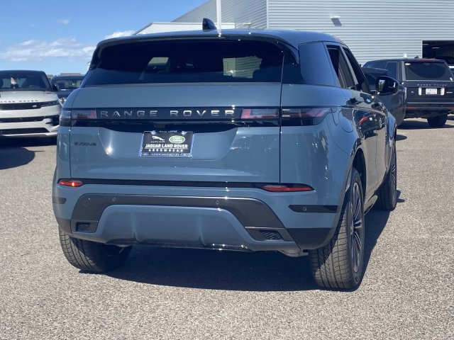Used 2026 Land Rover Range Rover Evoque Dynamic SE AWD/4WD image 18
