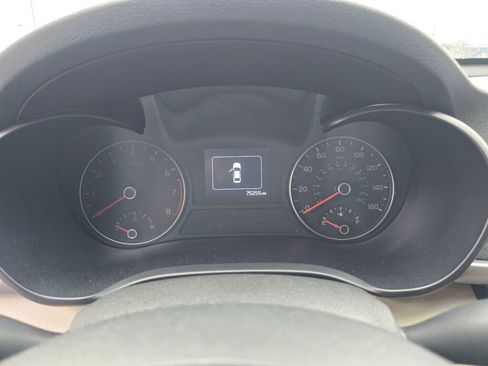 Used 2018 Kia Optima LX w/ 17" Alloy Wheels Package image 31