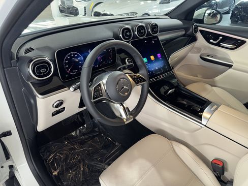 Used 2026 Mercedes-Benz GLC 300 image 20