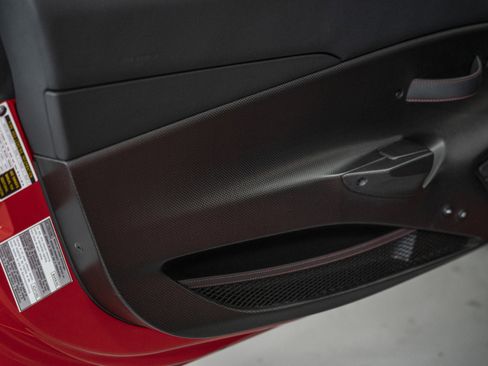 Used 2019 Ferrari 488 Pista Coupe RWD image 25