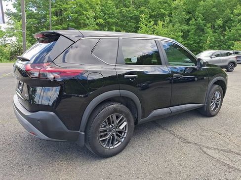 Used 2023 Nissan Rogue S AWD/4WD image 5
