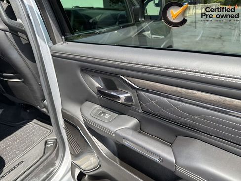 Used 2025 RAM 1500 Limited AWD/4WD image 36