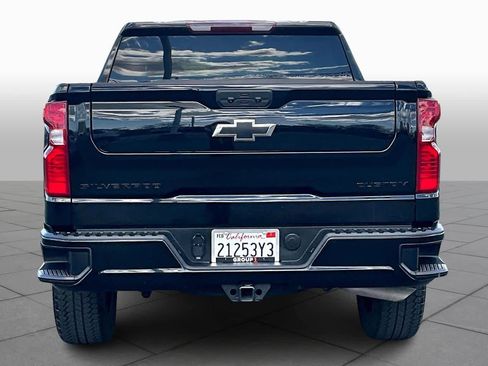 Used 2024 Chevrolet Silverado 1500 Custom w/ Turbomax Blackout Package image 4