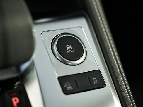 New 2026 Jaguar F-PACE R-Dynamic S image 50