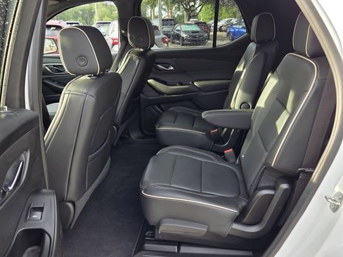 Certified 2023 Chevrolet Traverse Premier w/ Redline Edition FWD image 13
