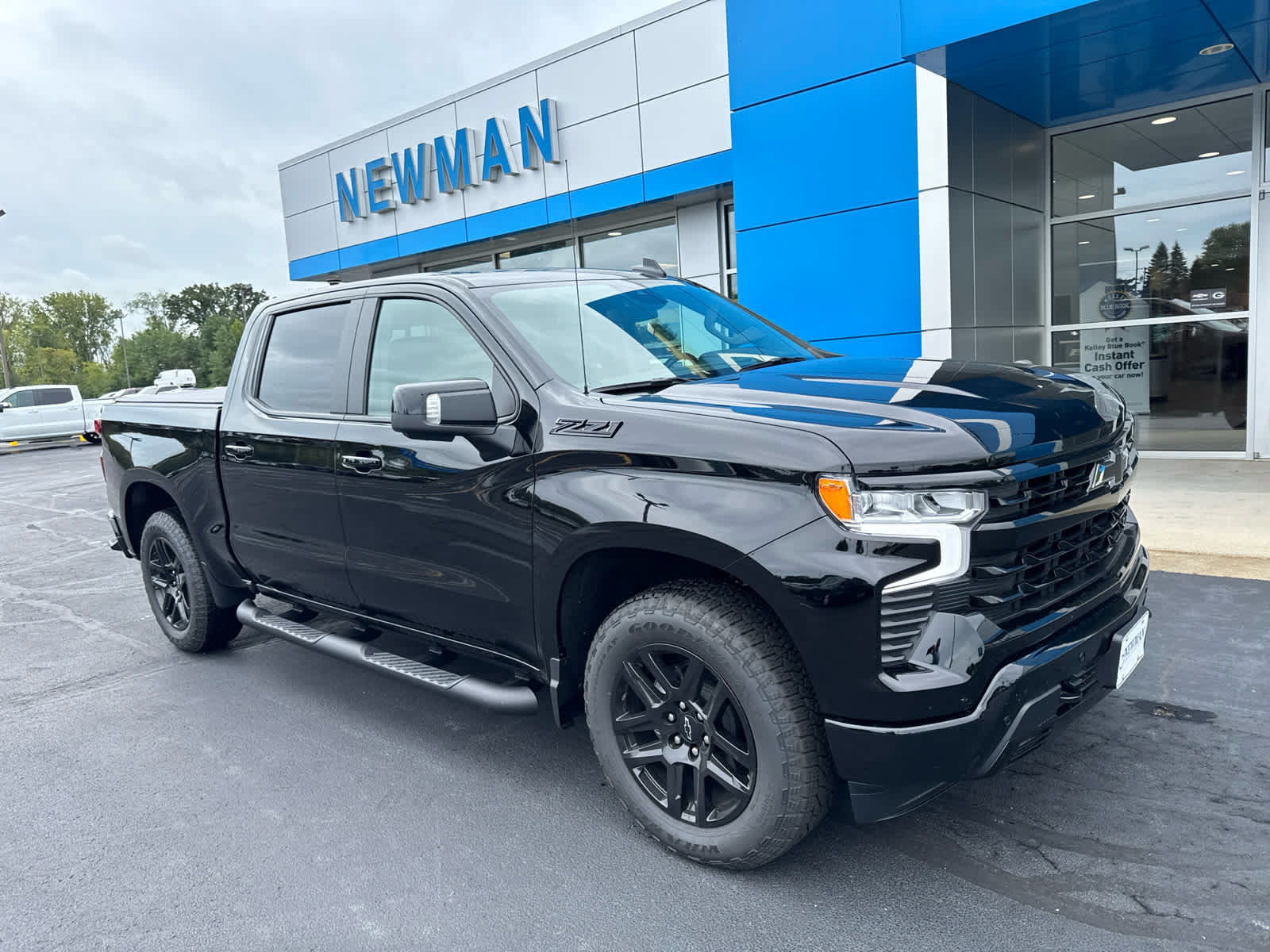 New 2026 Chevrolet Silverado 1500 RST w/ RST All Star Premium Package AWD/4WD image 1
