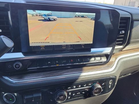 Used 2025 Chevrolet Silverado 1500 LT image 14