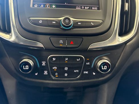 Used 2024 Chevrolet Equinox LT FWD image 28