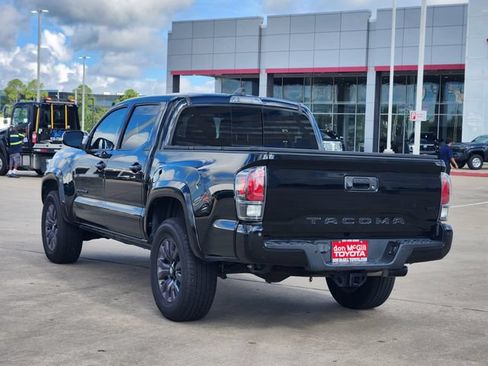 Used 2022 Toyota Tacoma Limited w/ Nightshade Package RWD image 5