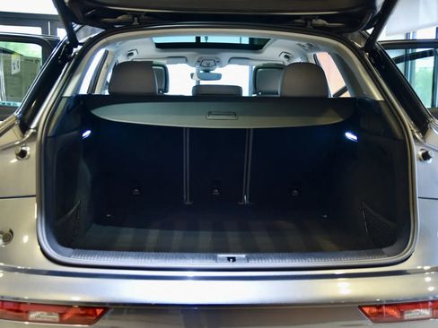 Used 2022 Audi Q5 2.0T Premium Plus w/ Premium Plus Package AWD/4WD image 22
