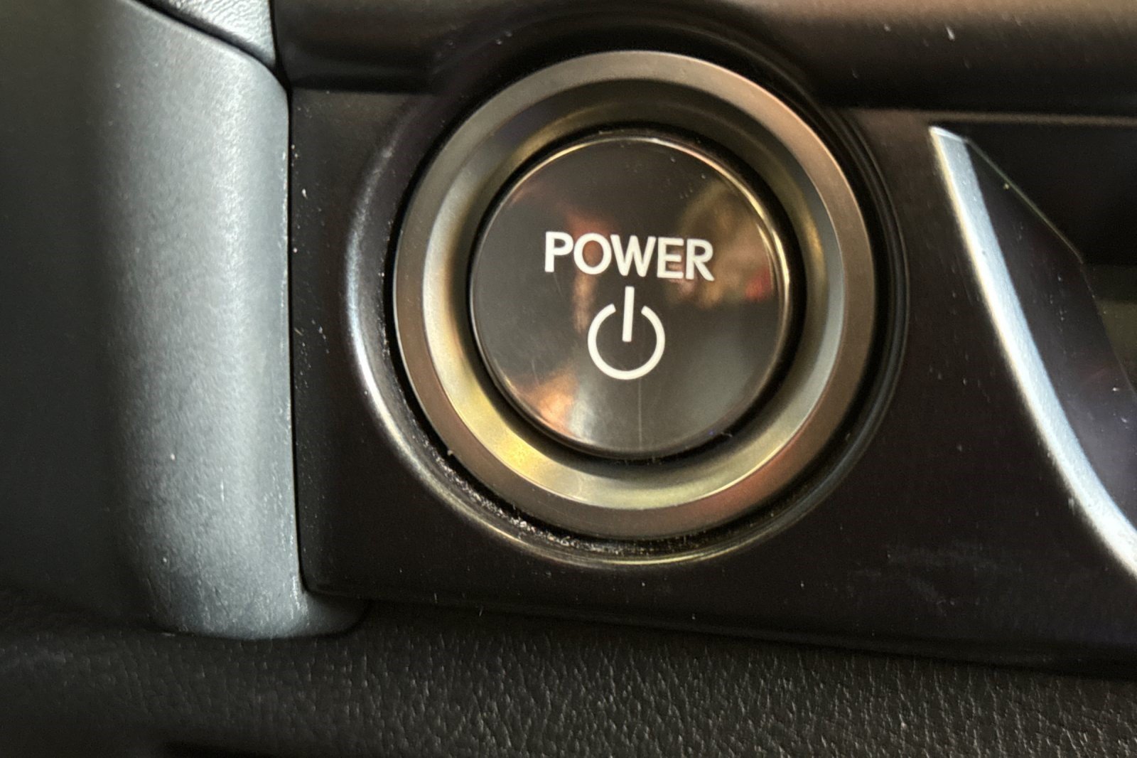 Used 2023 Lexus UX 250h FWD w/ Accessory Package (Z1) image 16