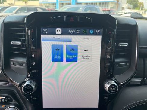 Used 2022 RAM 1500 Limited image 28