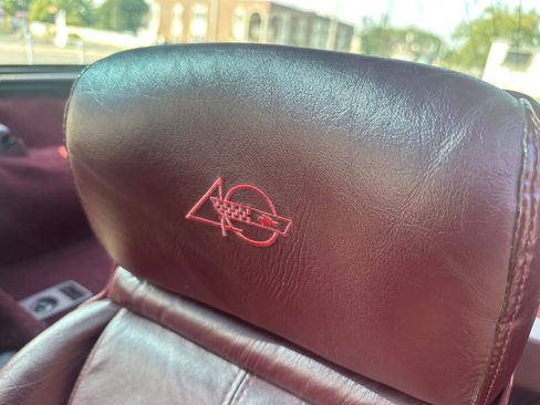 Used 1993 Chevrolet Corvette Coupe image 19