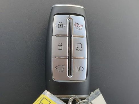 Used 2024 Genesis GV70 2.5T w/ Advanced Package image 28