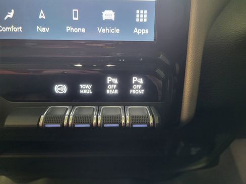 Used 2024 RAM 2500 Laramie image 11