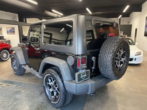 Used 2012 Jeep Wrangler Sport AWD/4WD image 9