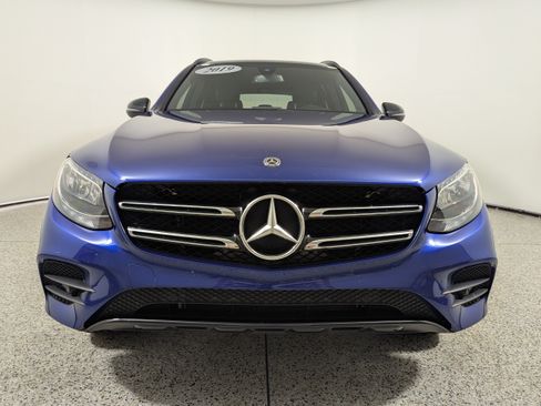 Used 2019 Mercedes-Benz GLC 300 image 2