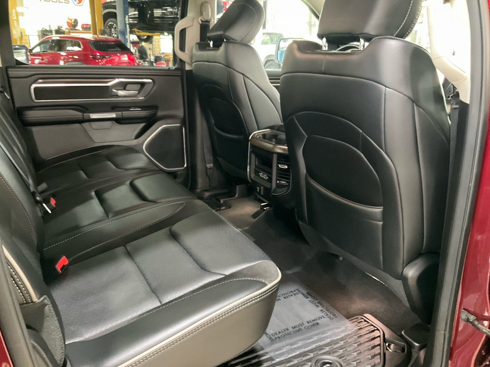 Used 2022 RAM 1500 Laramie AWD/4WD image 20