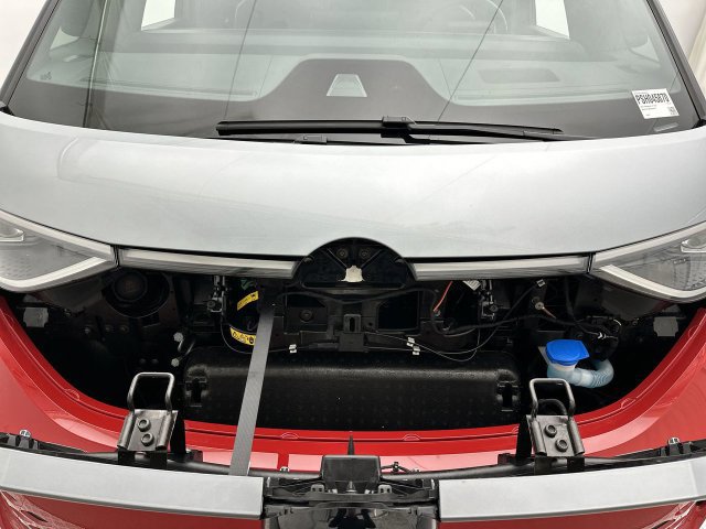 Certified 2025 Volkswagen ID. Buzz Pro S Plus AWD/4WD image 28